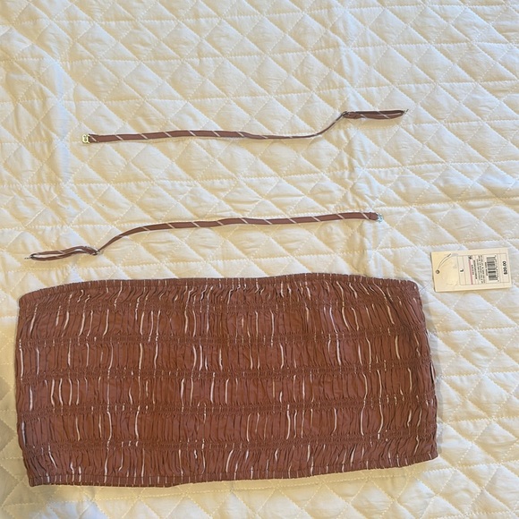 Dusty rose colored crop top/tube top detachable straps. Size Large. NWT - Picture 3 of 3
